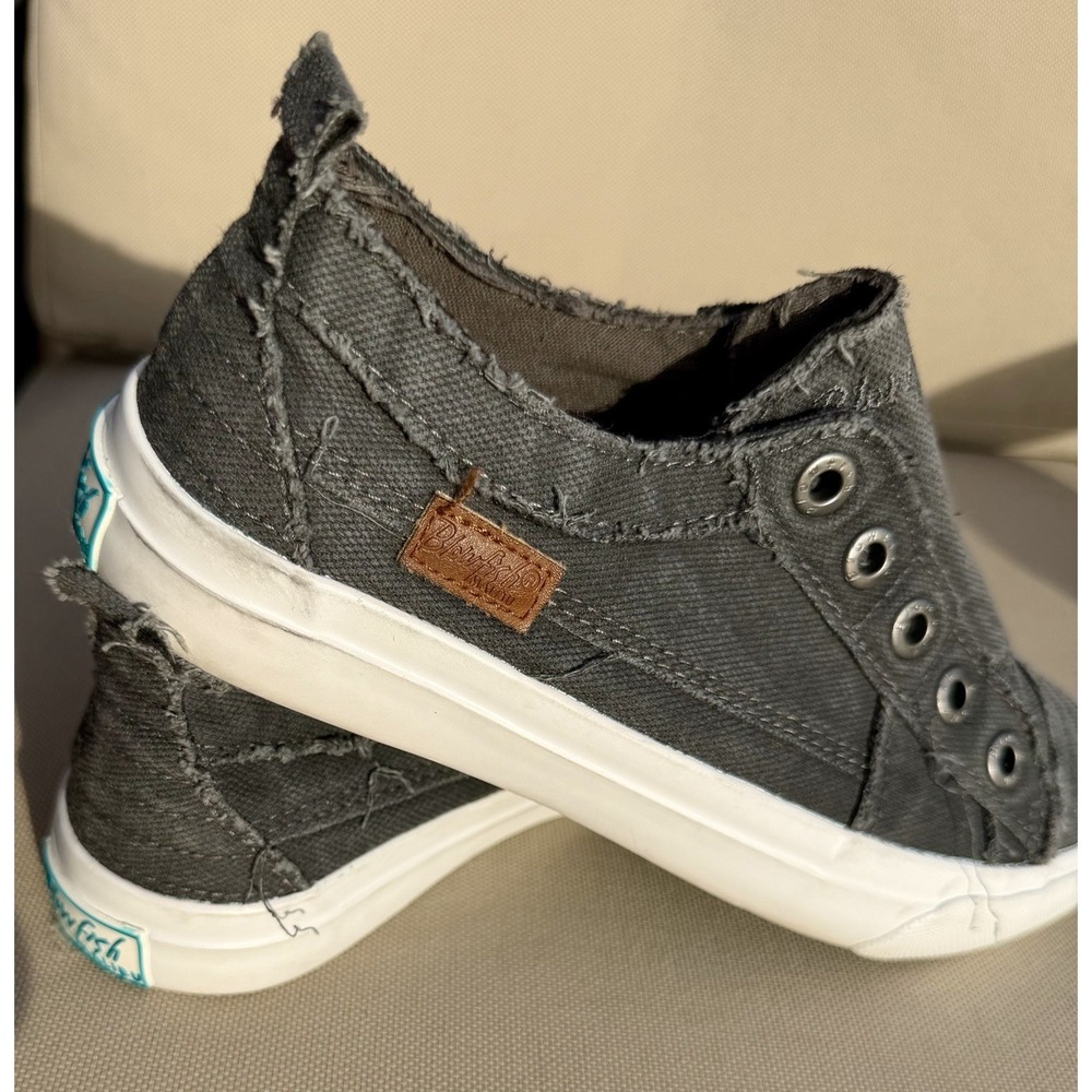 Blowfish Malibu Gray Canvas W7 Slip-On Low Top Sneakers Rubber Outsole - Picture 3 of 7
